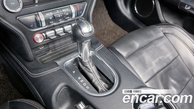 Ford Mustang кабриолет, 2019 9