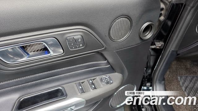 Ford Mustang кабриолет, 2019 18