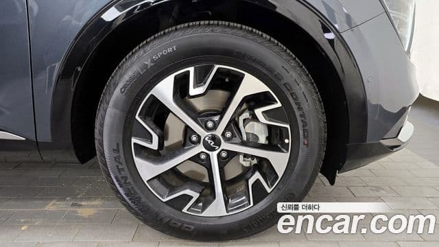 Kia Sportage 5세대 гибрид Signature 2WD, 2024 все фото
