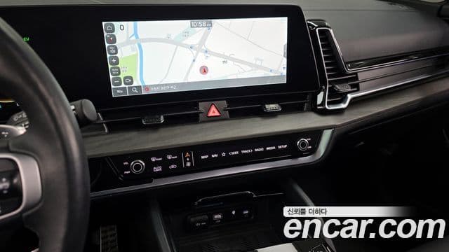 Kia Sportage 5세대 гибрид Signature 2WD, 2024 14