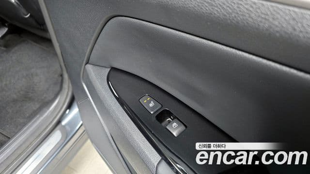 Kia Sportage 5세대 гибрид Signature 2WD, 2024 18