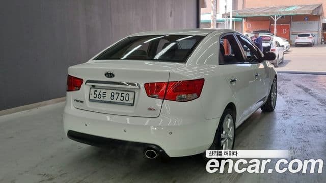 Kia Forte 빌트인캠2 — базовая версия - Built-in Cam 2, 2011 2