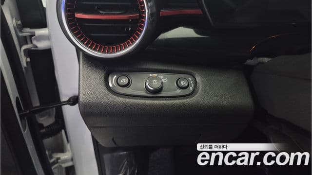 Chevrolet(GM대우) Trax кроссовер 1.2 RS, 2025 18