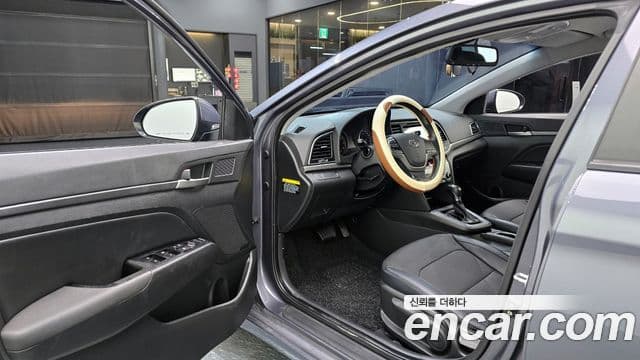 Hyundai Avante AD 1.6 GDI Smart, 2016 11