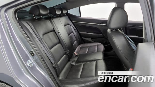 Hyundai Avante AD 1.6 GDI Smart, 2016 12