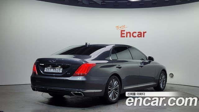 Genesis EQ900 Luxury, 2018 2