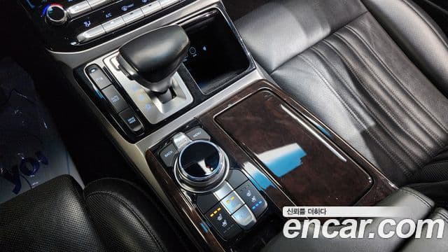 Genesis EQ900 Luxury, 2018 9