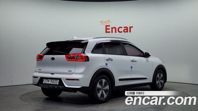 Kia Niro Prestige, 2018 2