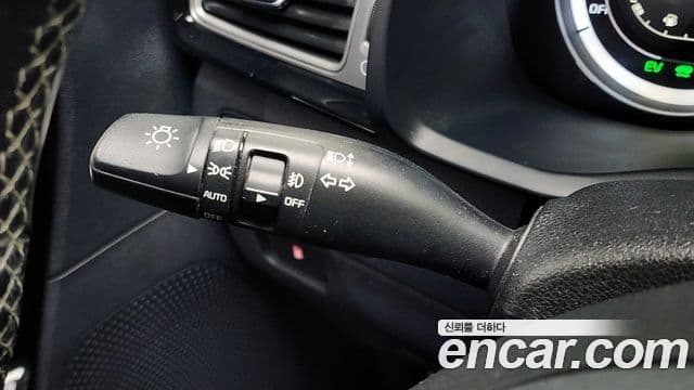 Kia Niro Prestige, 2018 16