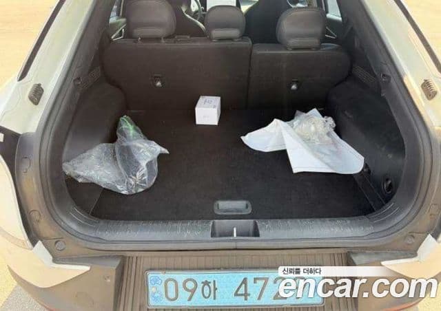 Kia EV6 Air, 2023 11