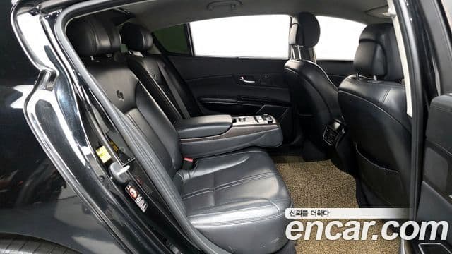 Kia K9 Special, 2013 12