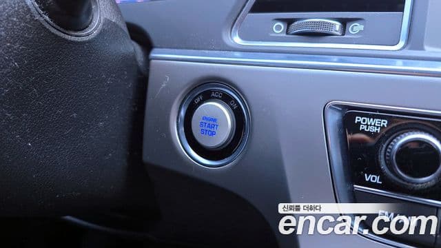 Hyundai LF Sonata LPI Modern(для людей с инвалидностью), 2015 17