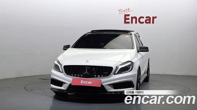 Mercedes-Benz A-класс W176 A45 AMG 4MATIC, 2015 3