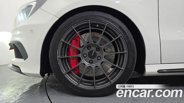 Mercedes-Benz A-класс W176 A45 AMG 4MATIC, 2015 все фото