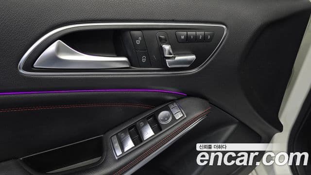 Mercedes-Benz A-класс W176 A45 AMG 4MATIC, 2015 12