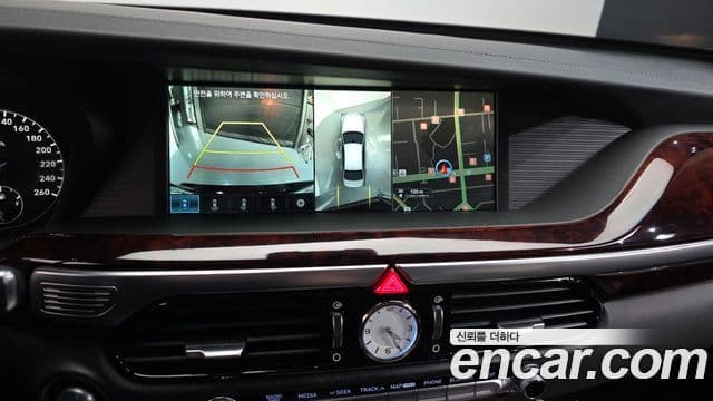 Genesis EQ900 Premium Luxury, 2017 16