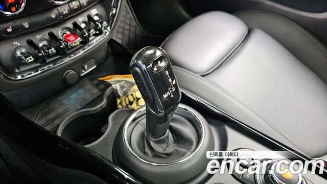 Mini Cooper 클럽맨 2세대, 2020 9