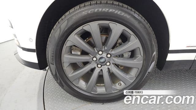 Land Rover Range Rover Velar 2.0 D240 R-Dynamic SE, 2019 все фото