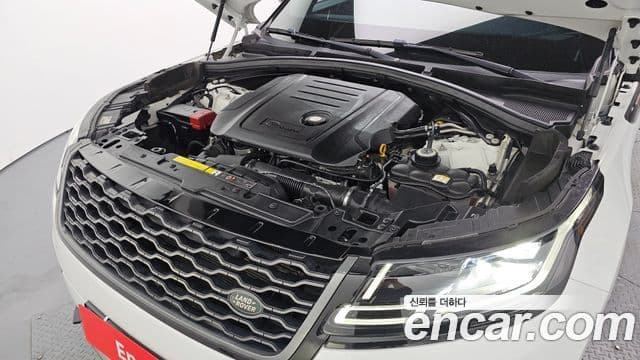 Land Rover Range Rover Velar 2.0 D240 R-Dynamic SE, 2019 6