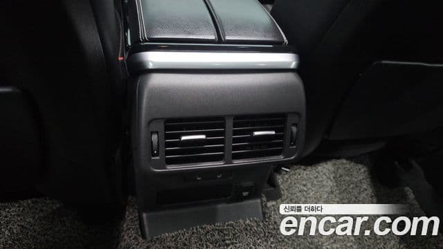 Land Rover Range Rover Velar 2.0 D240 R-Dynamic SE, 2019 18