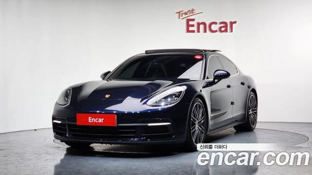 Porsche Panamera (971), 2019 1