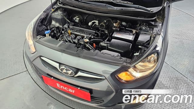 Hyundai Accent(новый кузов / новое поколение) Premier, 2013 6