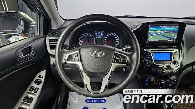 Hyundai Accent(новый кузов / новое поколение) Premier, 2013 15