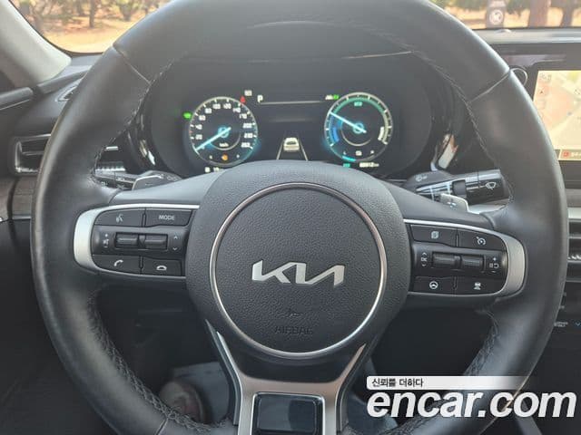 Kia K5 гибрид 3세대 Noblesse, 2023 12