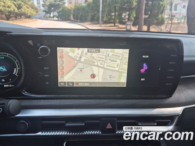 Kia K5 гибрид 3세대 Noblesse, 2023 14