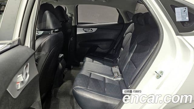 Kia The / новый New K3 2세대 Prestige, 2022 12