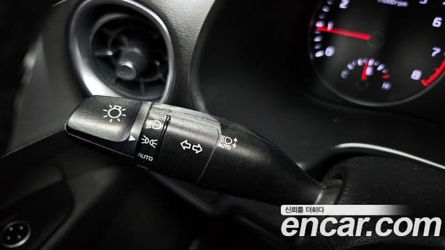 Kia The / новый New K3 2세대 Prestige, 2022 19