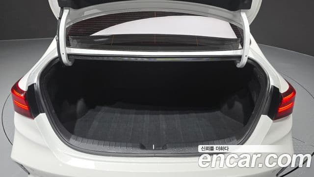 Kia The / новый New K3 2세대 Prestige, 2022 20