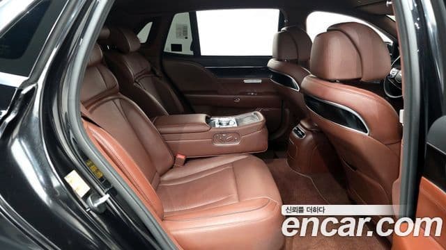 Genesis G90 (RS4) бензин 3.5 турбо AWD, 2023 12