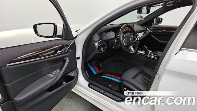 BMW 5시리즈 (G30) 520i M Sport, 2022 10