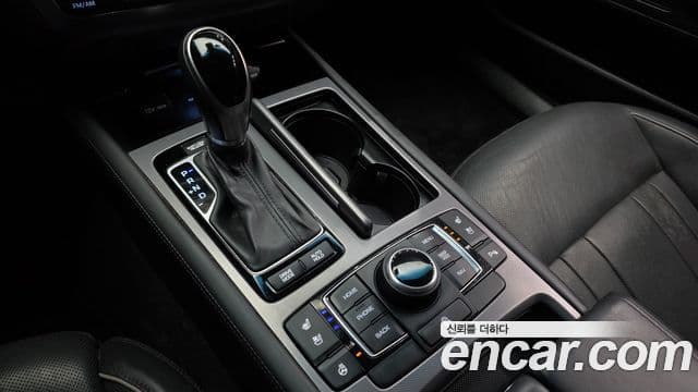 Hyundai Genesis DH Premium, 2014 9