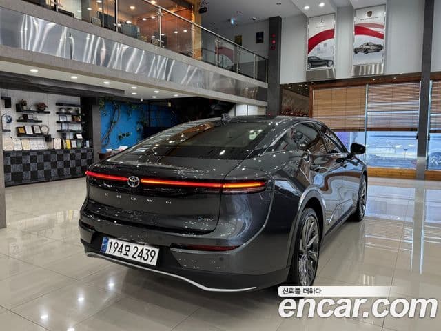 Toyota 크라운 кроссовер, 2024 2