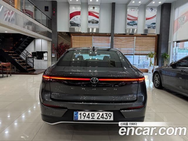 Toyota 크라운 кроссовер, 2024 4