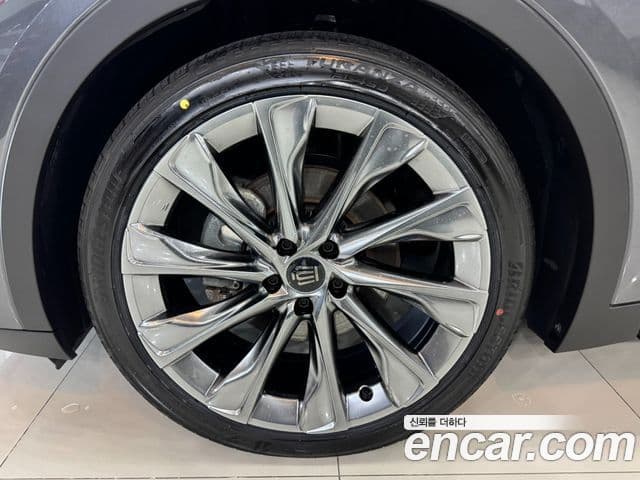 Toyota 크라운 кроссовер, 2024 все фото