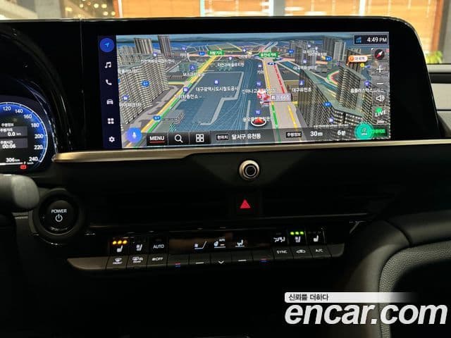 Toyota 크라운 кроссовер, 2024 19