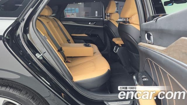 Kia K5 гибрид 3세대 Signature, 2023 12