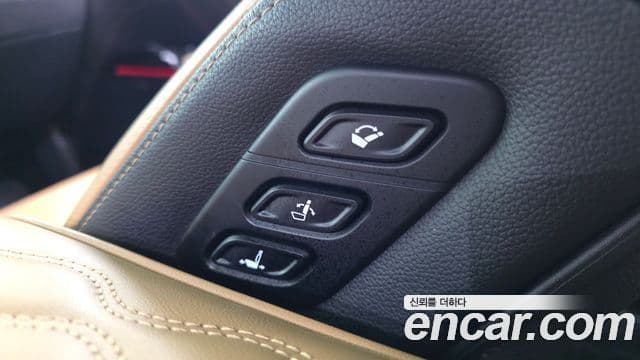 Kia K5 гибрид 3세대 Signature, 2023 18