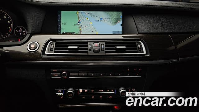 BMW 7시리즈 (F01) 740Li, 2011 14