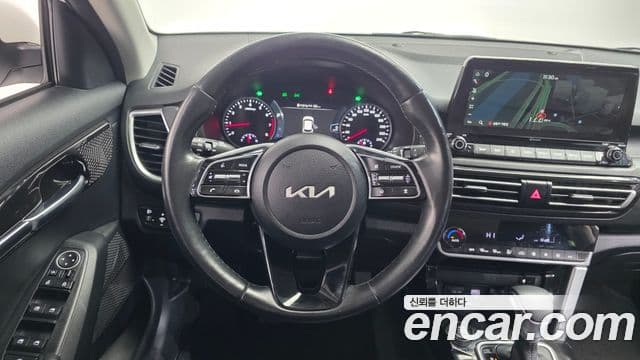 Kia Seltos Signature, 2023 13