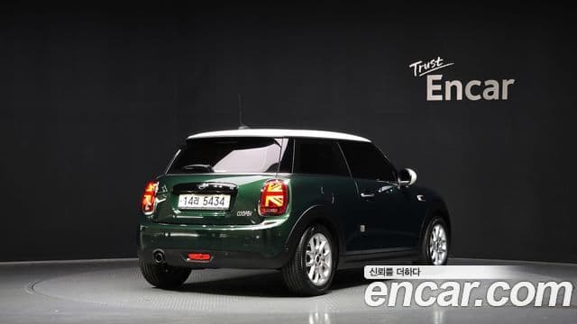 Mini Cooper 3세대, 2019 2