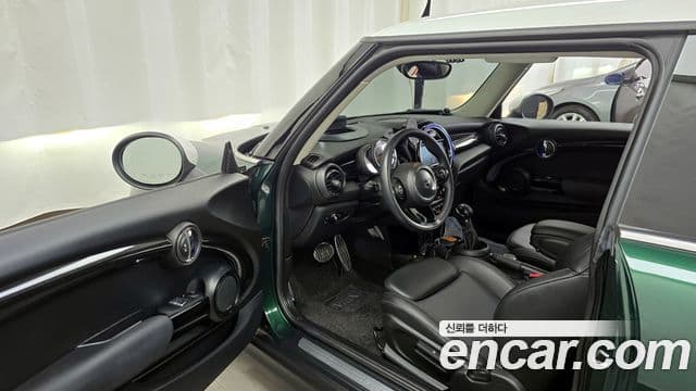 Mini Cooper 3세대, 2019 10