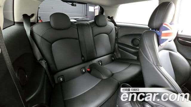 Mini Cooper 3세대, 2019 12