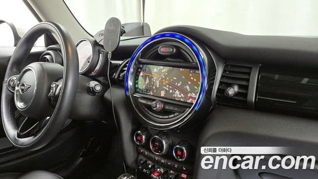 Mini Cooper 3세대, 2019 14