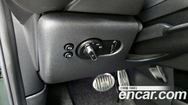 Mini Cooper 3세대, 2019 16