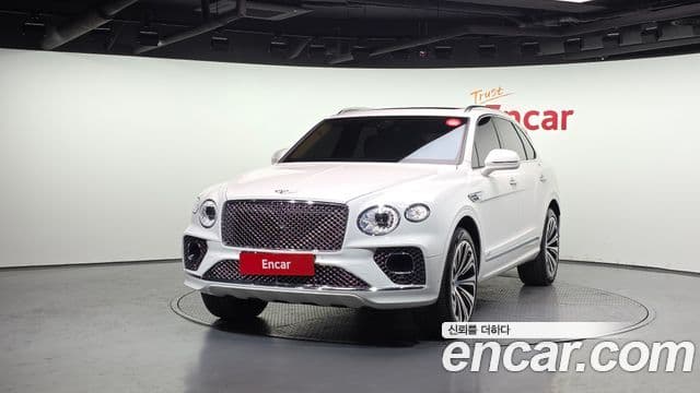 Bentley Bentayga 4.0 V8, 2022 1