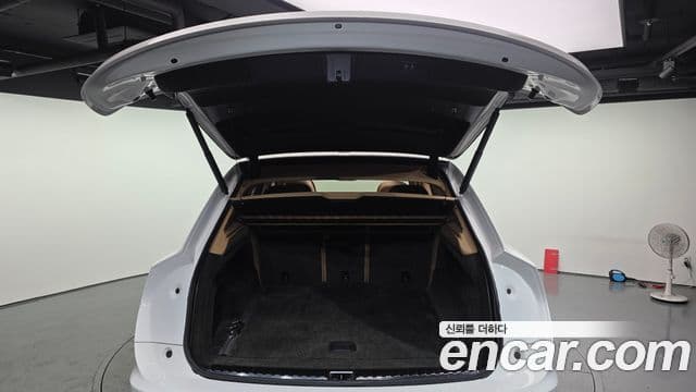 Bentley Bentayga 4.0 V8, 2022 20